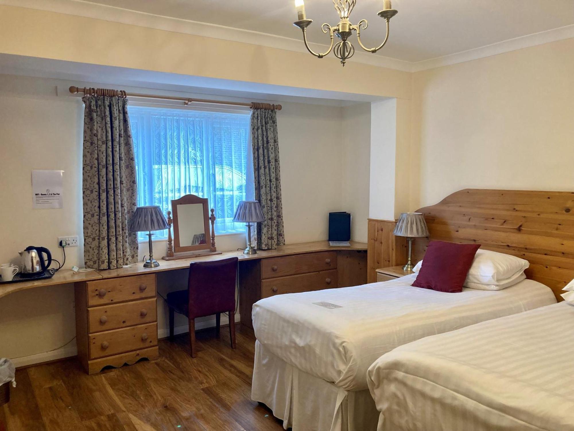 The Bentley Brook Inn アッシュボーン エクステリア 写真