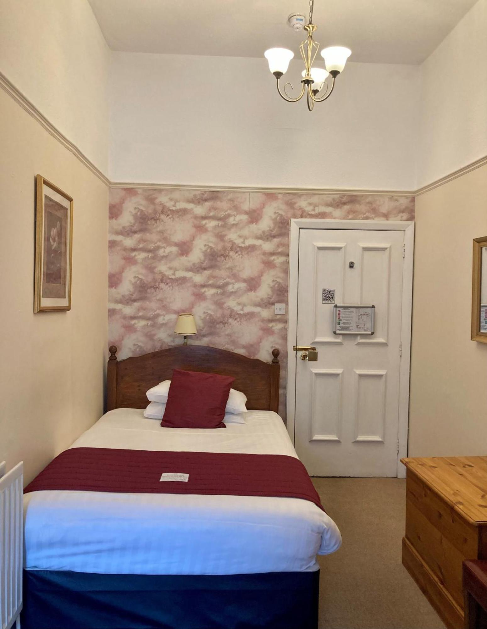 The Bentley Brook Inn アッシュボーン エクステリア 写真