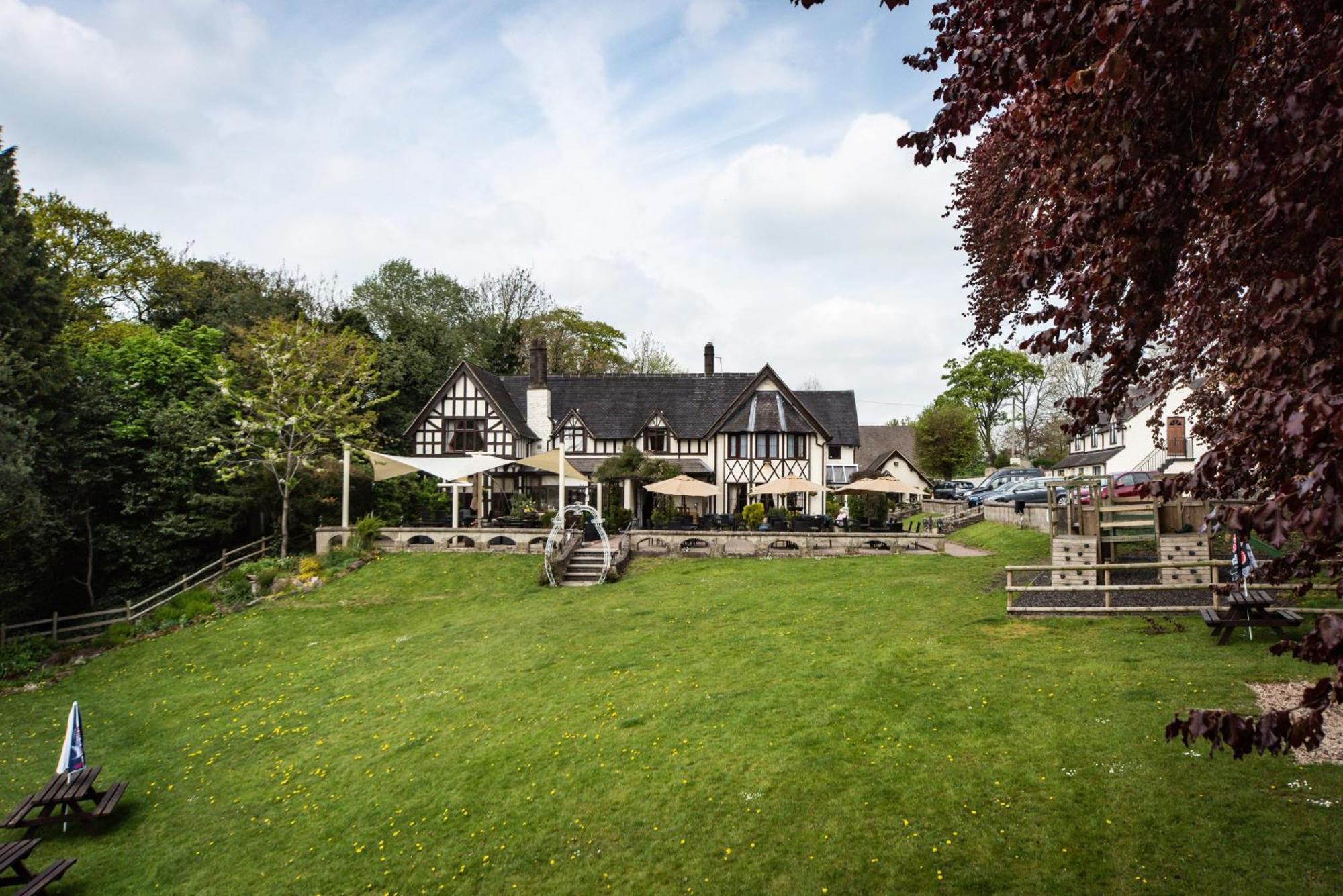 The Bentley Brook Inn アッシュボーン エクステリア 写真