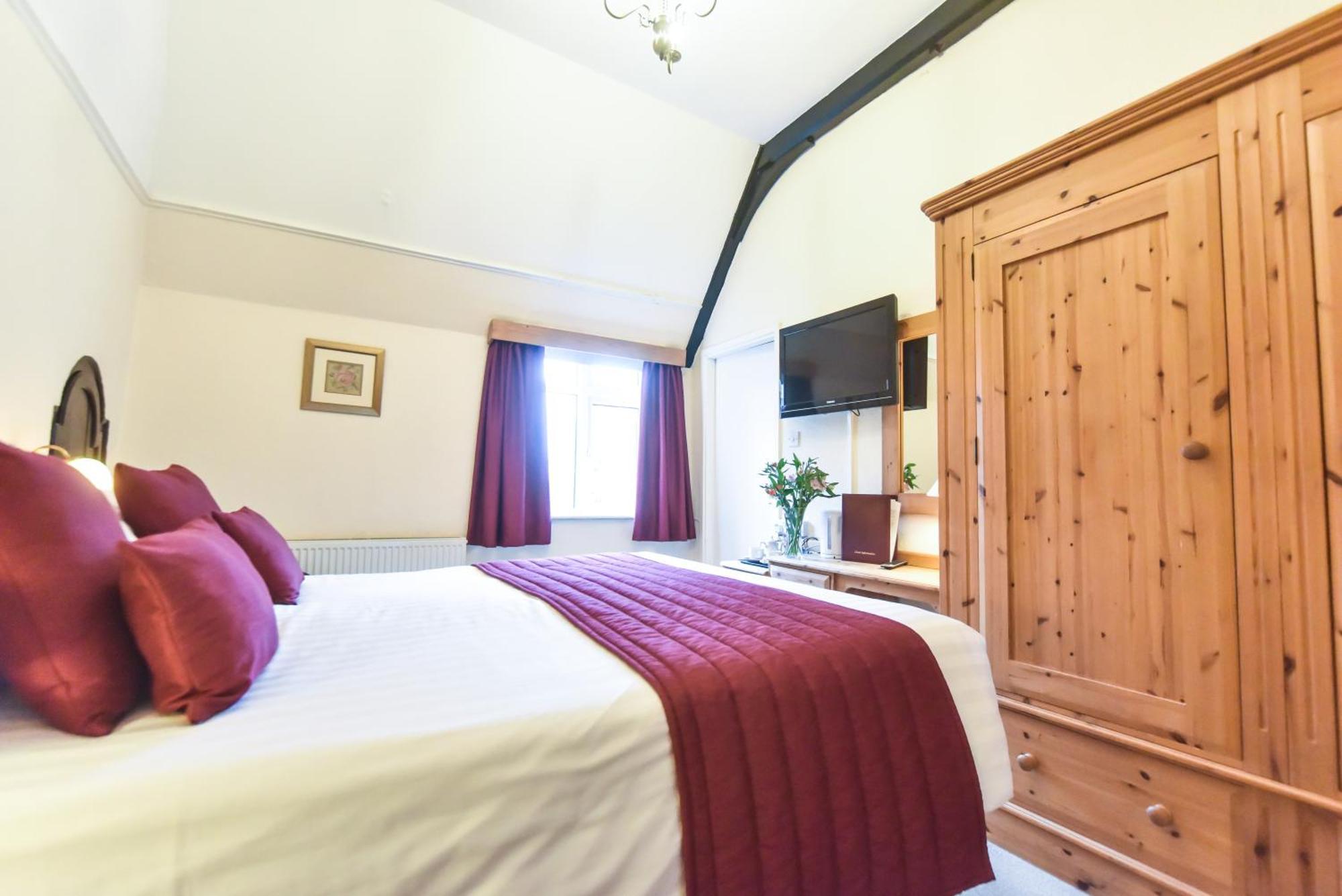 The Bentley Brook Inn アッシュボーン エクステリア 写真